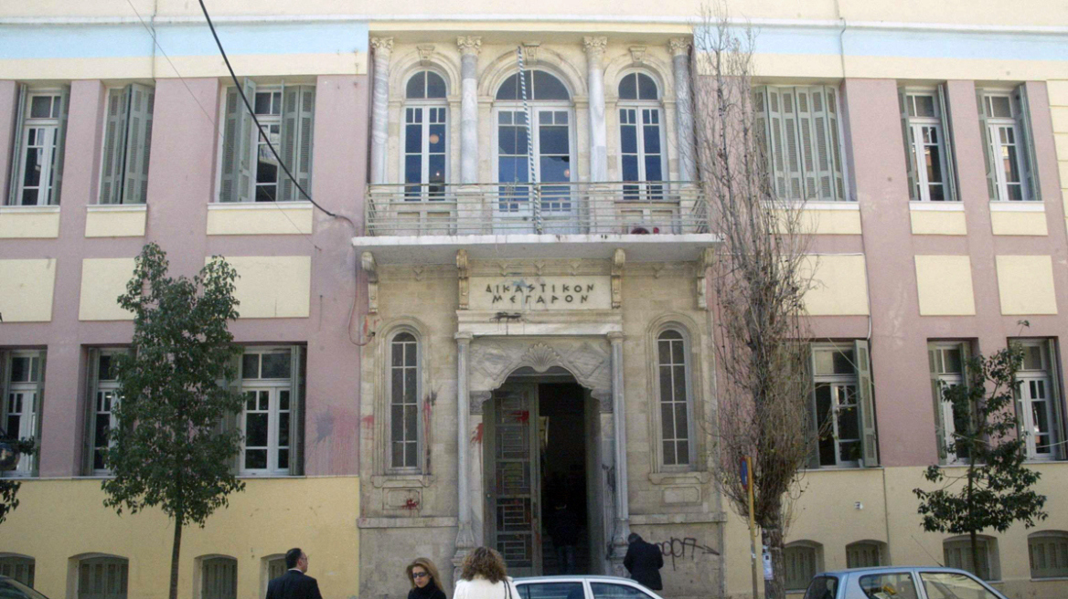 Κρήτη: Τηλεφώνημα για βόμβα στα δικαστήρια Ηρακλείου